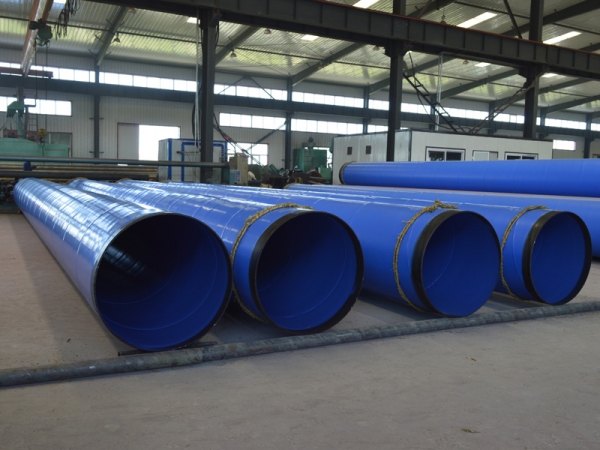 Large diameter plastic coated steel pipe